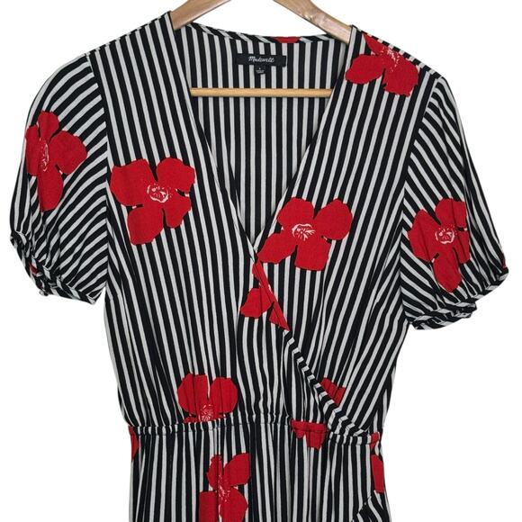 Madewell Size 2 Bianca Ruffle Wrap Dress Red Floral On Black Stripe - Picture 3 of 9